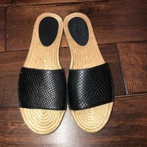 UGG Shoes - Women’s size 7 ugg slip on sandals UGG Shoes - Women’s size 7 ugg slip on sandals